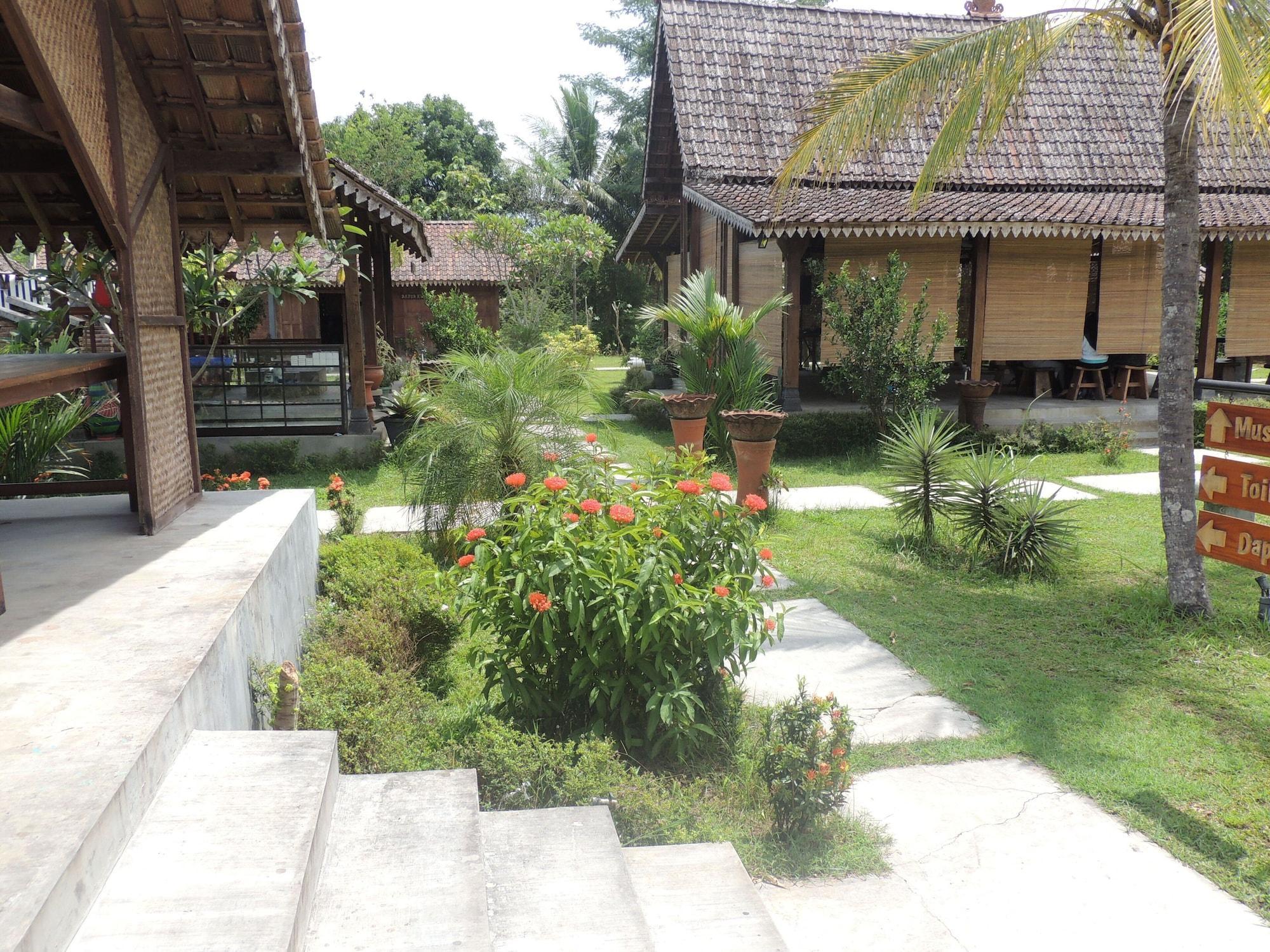 Balkondes Karanganyar Pottery Academy Hotel Magelang Buitenkant foto